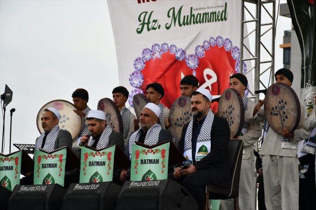 batmanda kutlu dogum haftasi e 19743295 4822 1 m