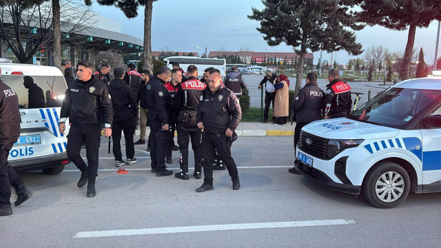 evlenmek icin aksaraya geldi v 19746610 3248 1 m