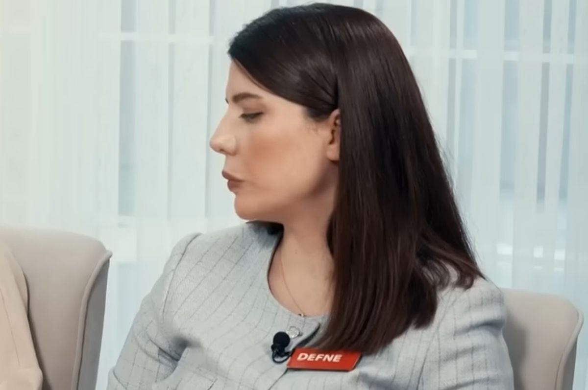 Yemekteyiz Defne kimdir? Zuhal Topal'la Yemekteyiz Defne Hanım kaç yaşında, nereli?