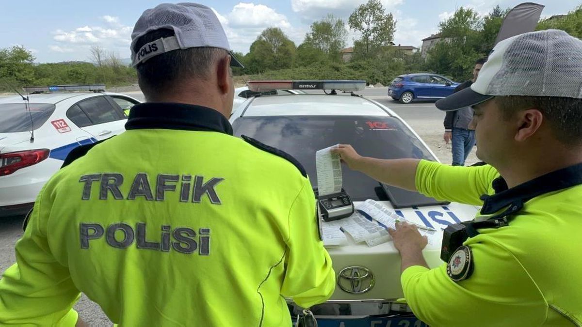 Denetimlerde 159 araç trafikten men edildi
