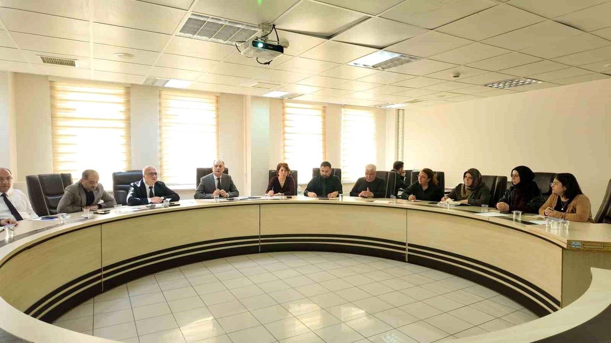 Elazığ'da sağlık hizmetleri değerlendirildi