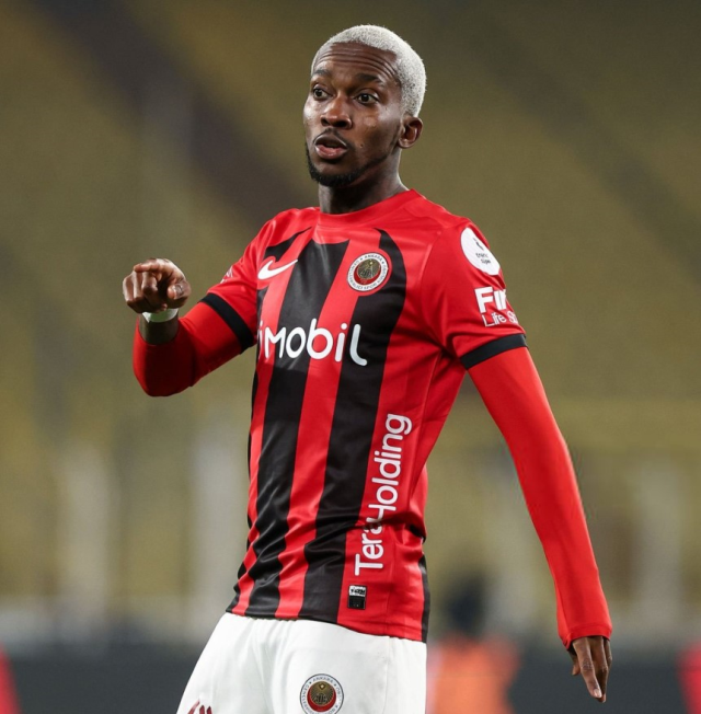 genclerbirliginde galatasaray b117b5cfd7 4643 1 m
