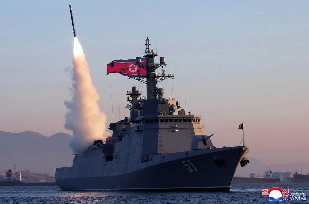 Kuzey Kore, Choe Hyon savaş gemisinden yeni füze denemeleri gerçekleştirdi