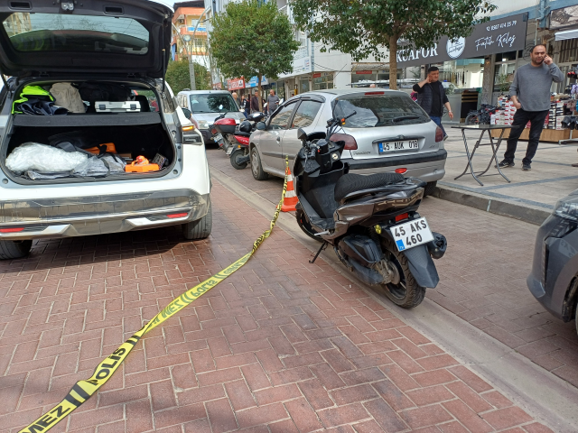 motosikletiyle kamyonetin alti 19749525 3870 3 m