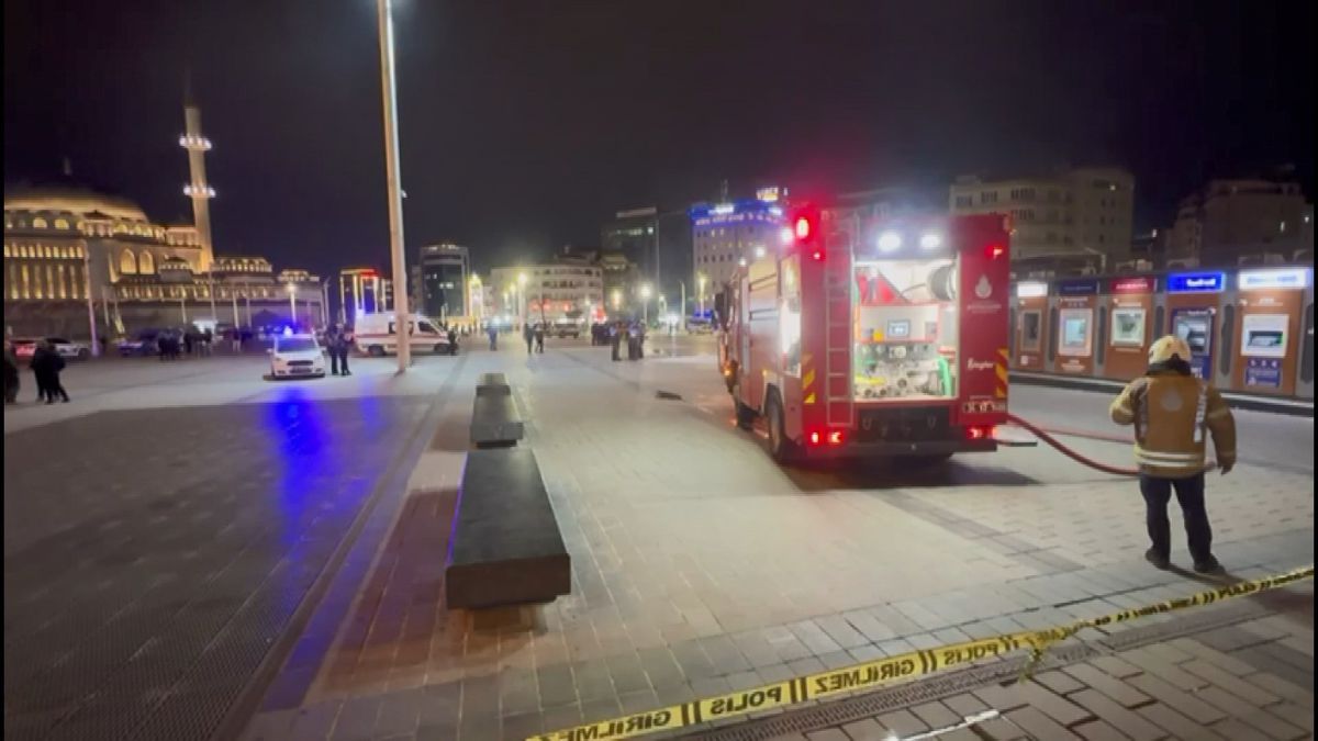 Taksim Metro İstasyonu'nda asansörde yangın