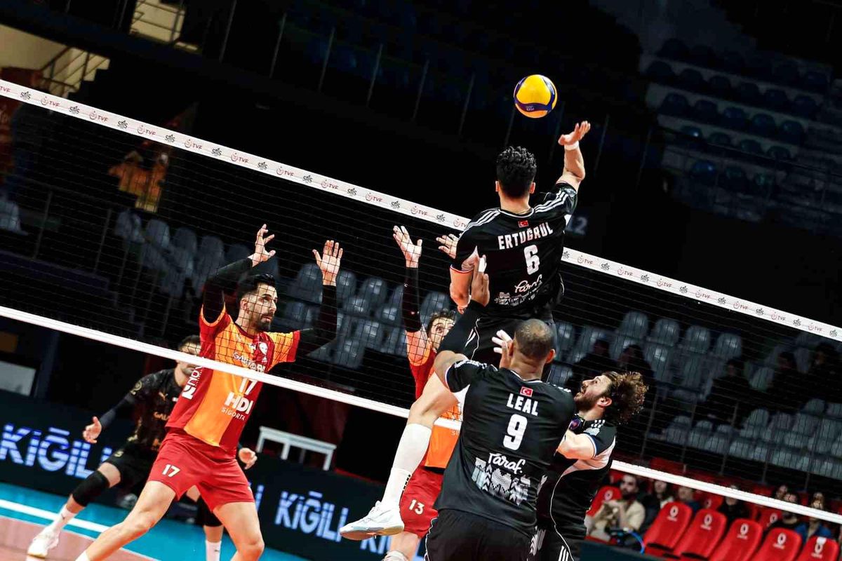 Efeler Ligi'nde Galatasaray finalde
