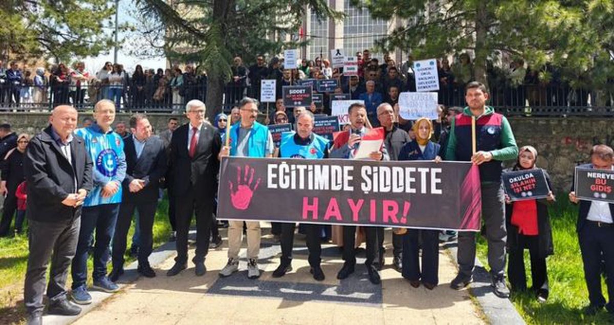 Yarın okullarda grev var mı? Öğretmenler yarın grev yapacak mı, hangi sendikalar neden grevde?