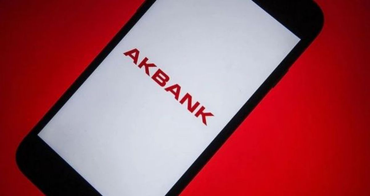 Akbank SON DAKİKA! Akbank ne zaman düzelecek? 16 Nisan Perşembe Akbank uygulamasında sorun mu var?