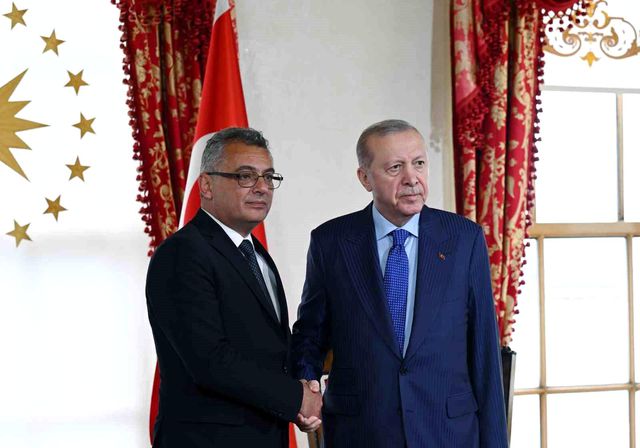 cumhurbaskani erdogan kktc cumhurbaskani erhu 6 19755814 o