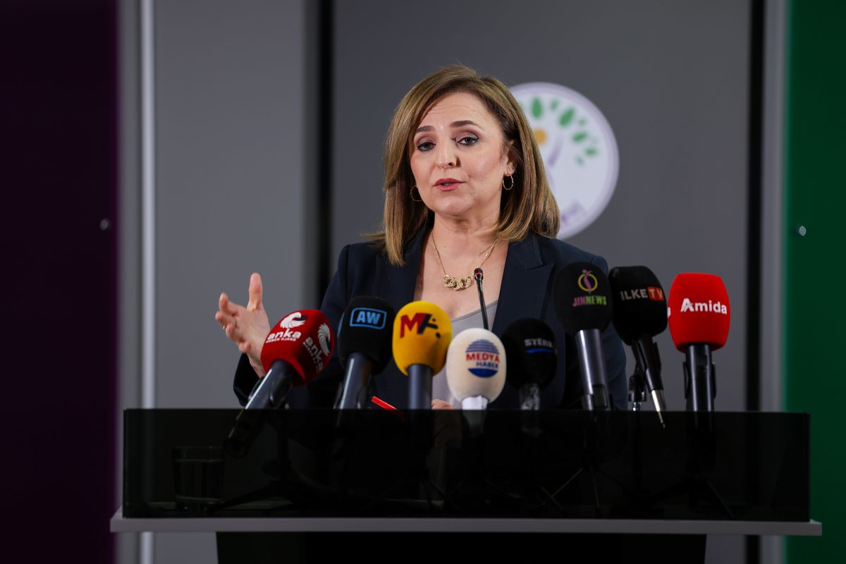 DEM Parti'li Doğan: Barış meselesi ertelenemez bir noktaya geldi