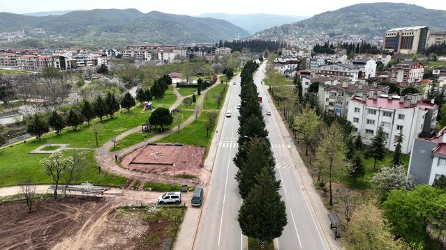 Gölcük’te kadın el emeği satış mağazası için çalışmalar başladı