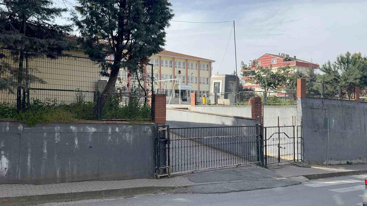Kocaeli'de öğrencileri taciz ettiği iddia edilen çalışan tutuklandı