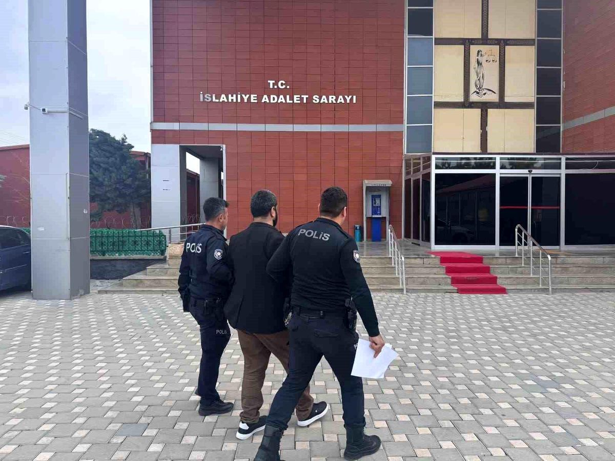 "Okullar değil yargı makamları hedef alınmalı" diyen şahıs tutuklandı