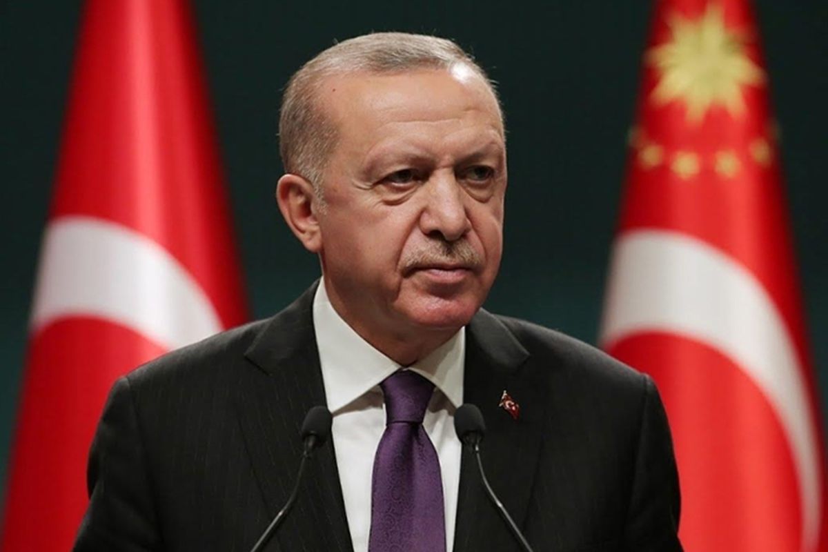 Cumhurbaşkanı Erdoğan, Turgut Özal'ı vefat yıl dönümünde andı