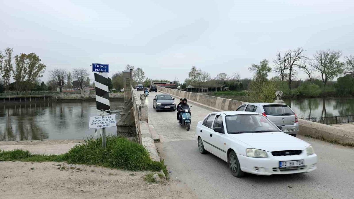 Edirne'de tarihi köprülerde trafik düzenlemesi başlıyor