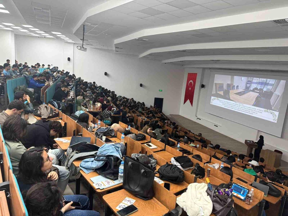 Elazığ'da tıp öğrencilerine kadına şiddetle mücadele eğitimi