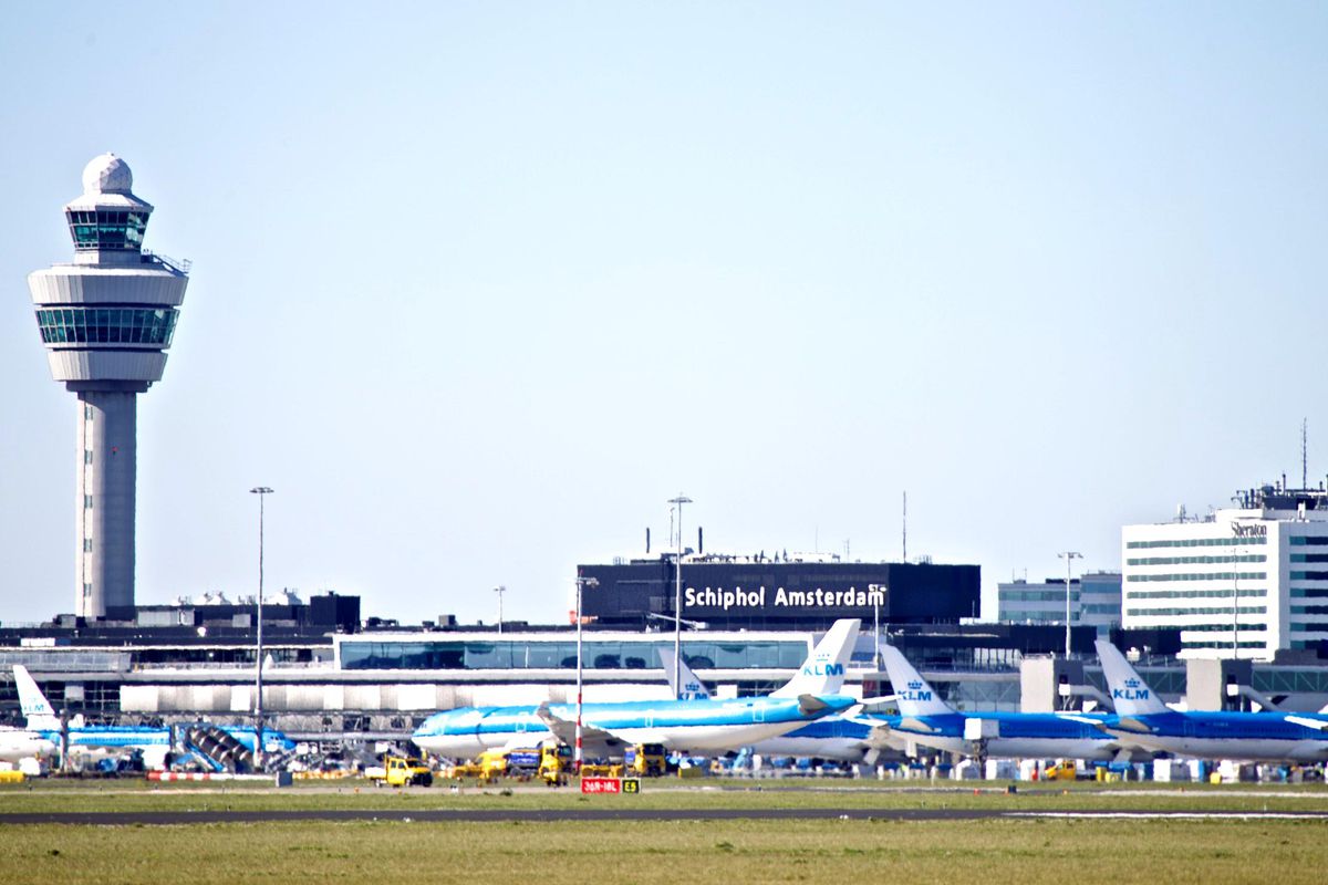 Hollandalı Havayolu Şirketi Klm, Artan Yakıt Maliyetleri Nedeniyle Onlarca Uçuşu İptal Etti