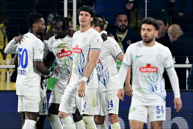 kadikoyde husran fenerbahce 10 19759936 3796 2 m