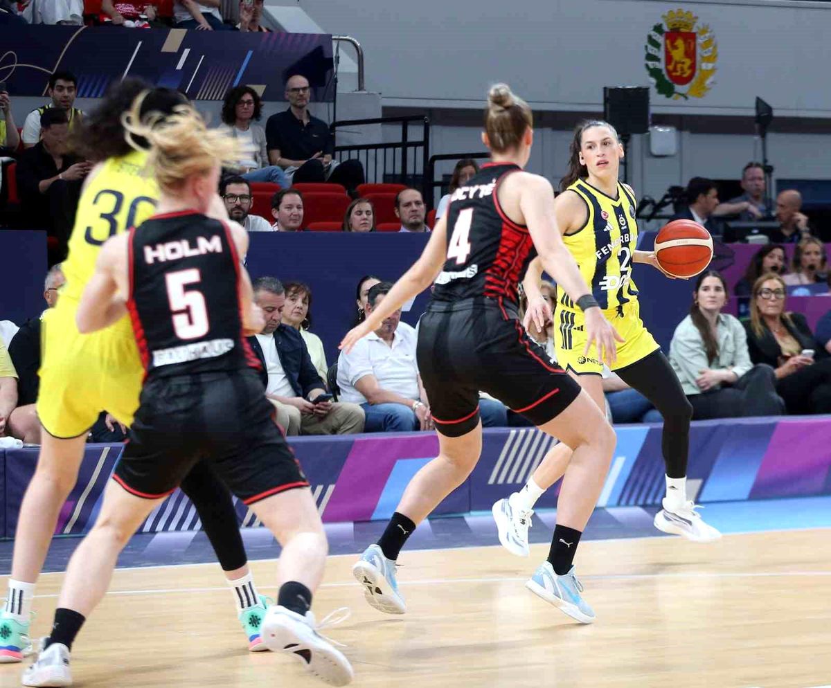 Kadınlar Euroleague'de Fenerbahçe 7. kez finalde