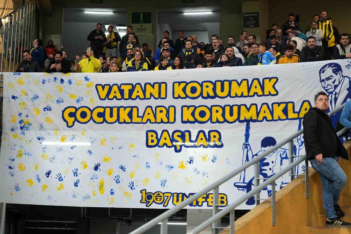 Tedesco'dan, Çaykur Rizespor maçında zorunlu tek değişiklik
