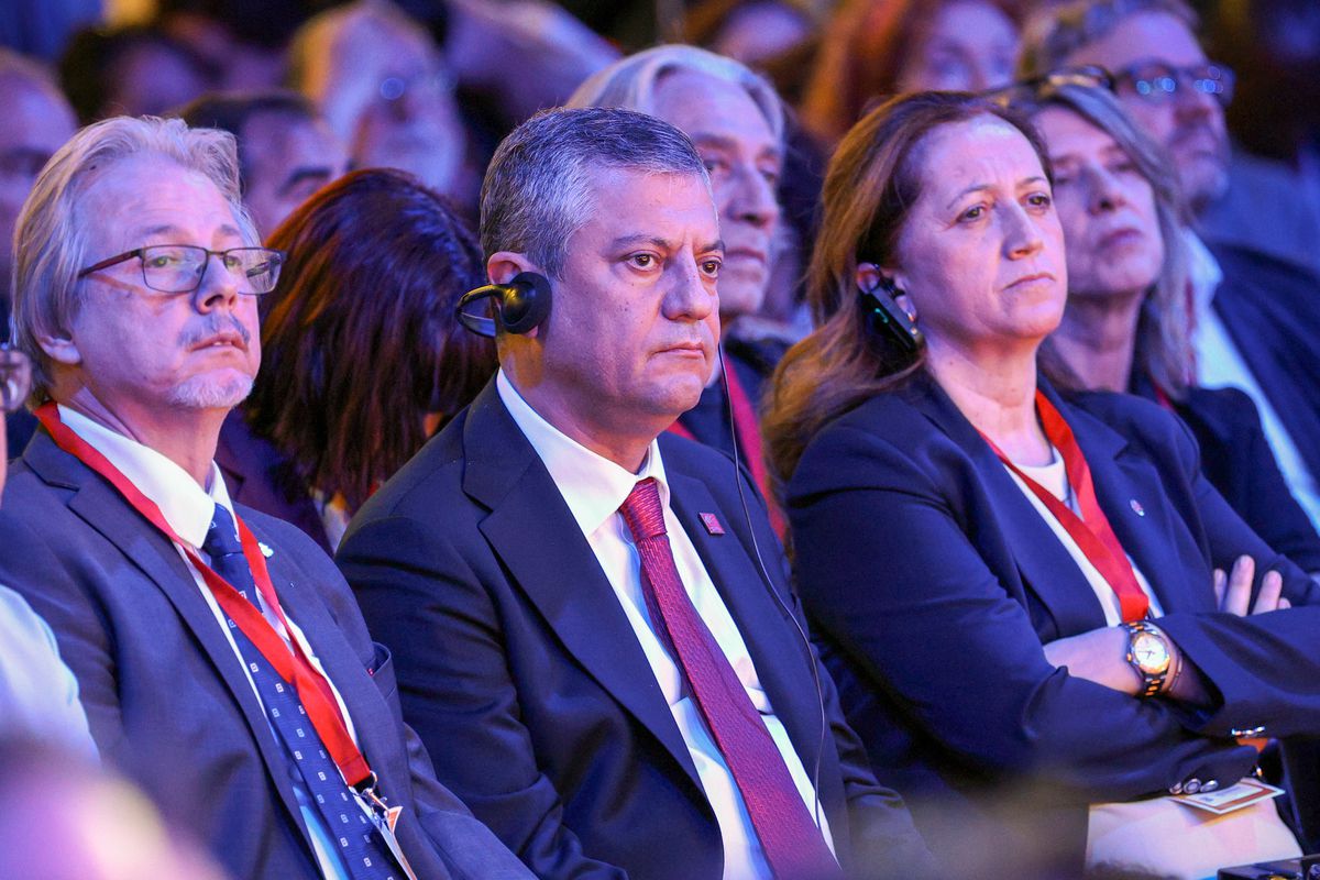 CHP Genel Başkanı Özel, GPM İlerici Kentler Oturumu'na katıldı