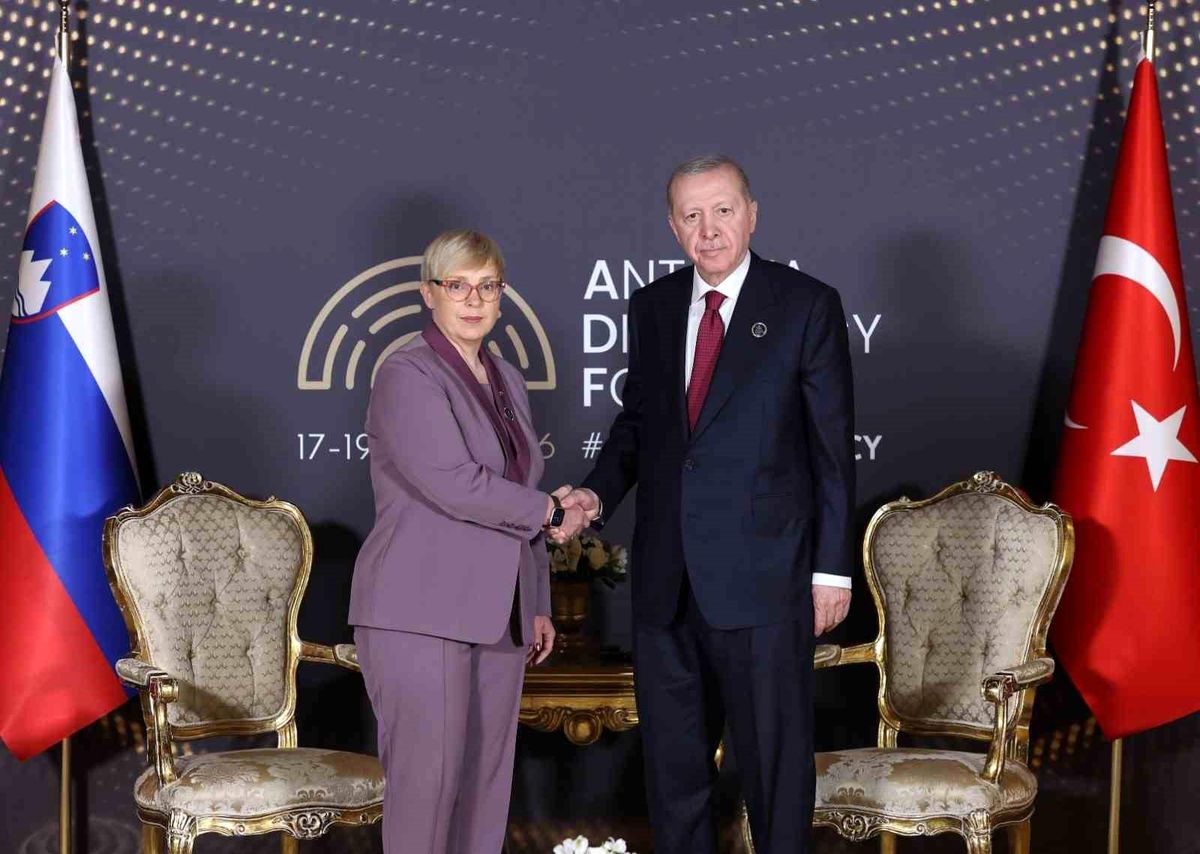 Cumhurbaşkanı Erdoğan Slovenya Cumhurbaşkanı Natasa Pirc Musar ile görüştü