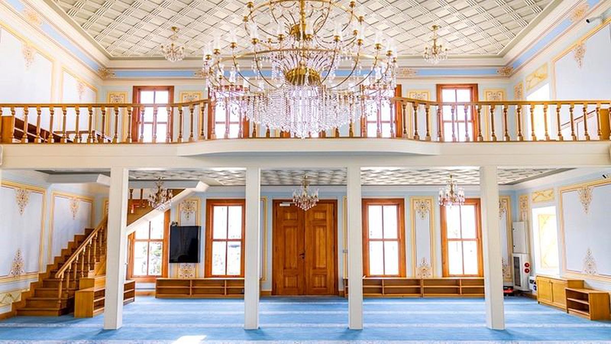 Fatma Sultan Camii bir asır sonra ibadete açıldı