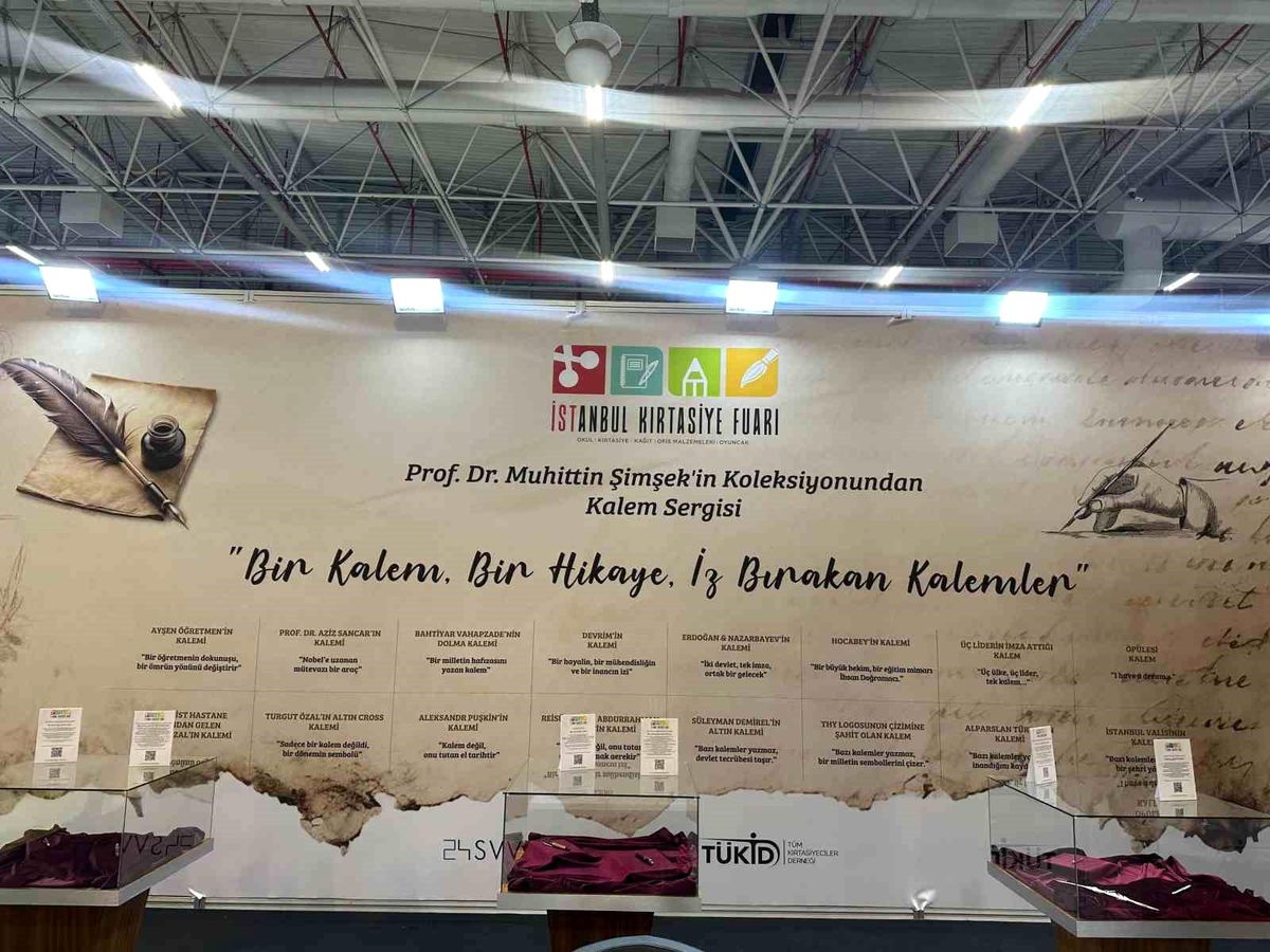Tarihe iz bırakan kalemler, 32'nci İstanbul Kırtasiye Fuarı'nda sergilendi