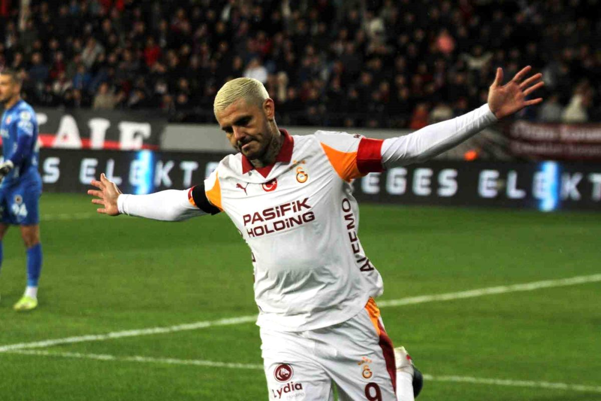 Trendyol Süper Lig: Gençlerbirliği: 0 Galatasaray: 1 (Maç devam ediyor)