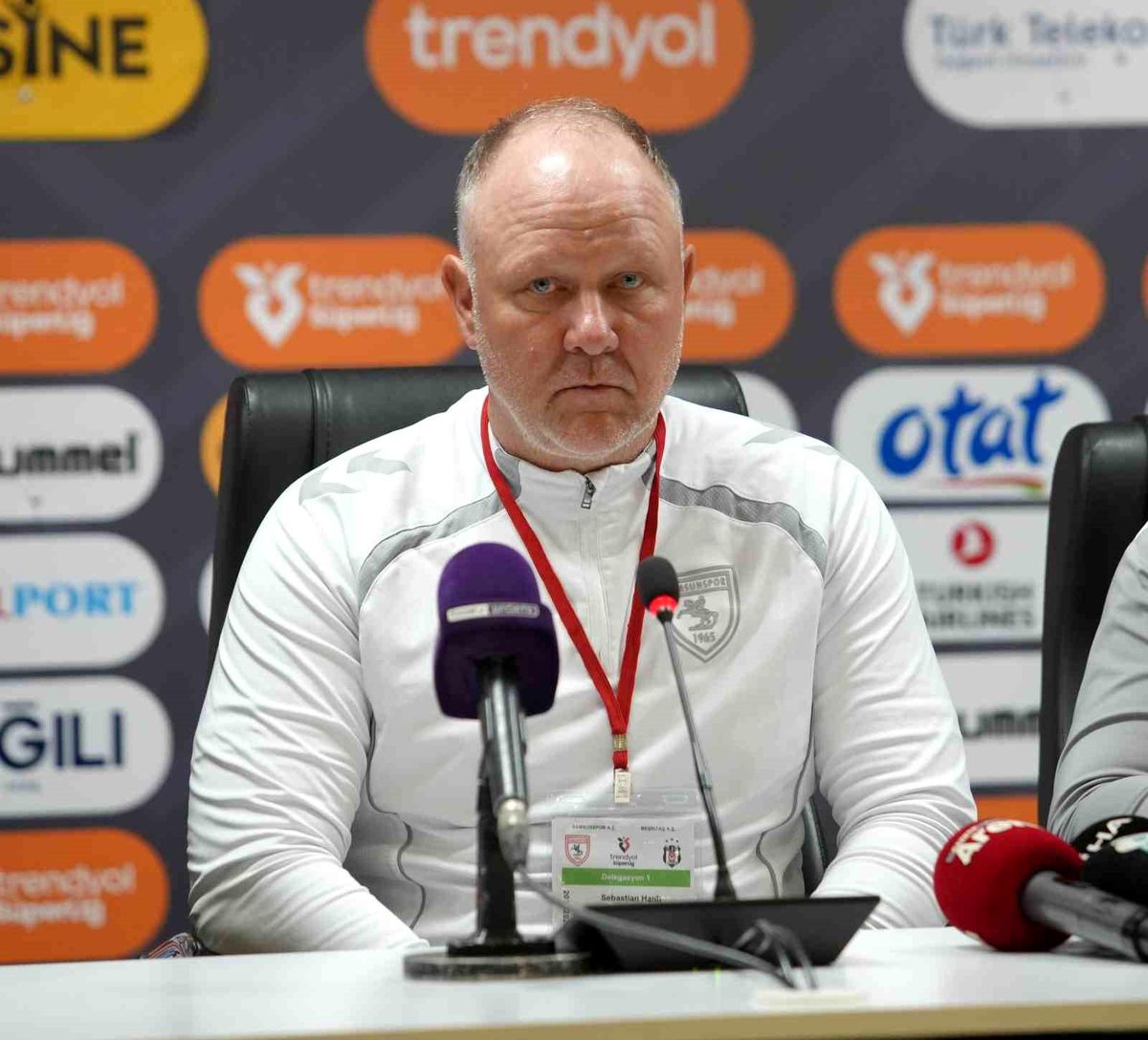 Sebastian Hahn: "25 yıl sonra Beşiktaş'ı yenmek bizi mutlu etti"