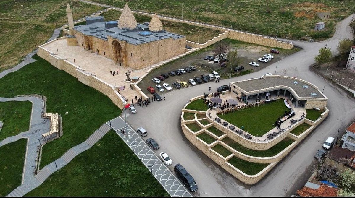 "Taştaki gizem, ruhtaki huzur' 8 asırlık camide anlamlı etkinliğe ev sahipliği yaptı