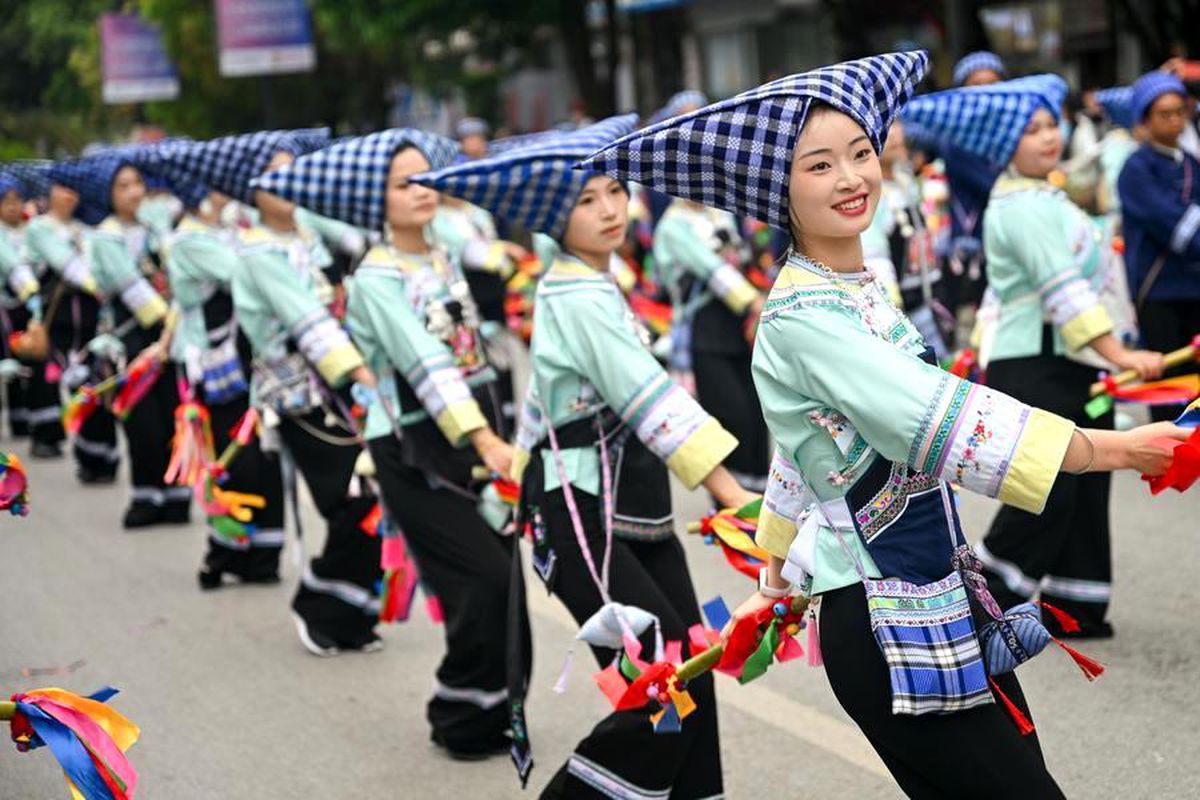 Albüm: Çin'in Guizhou Eyaletinde Geleneksel Sanyuesan Festivali Renkli Anlara Sahne Oldu