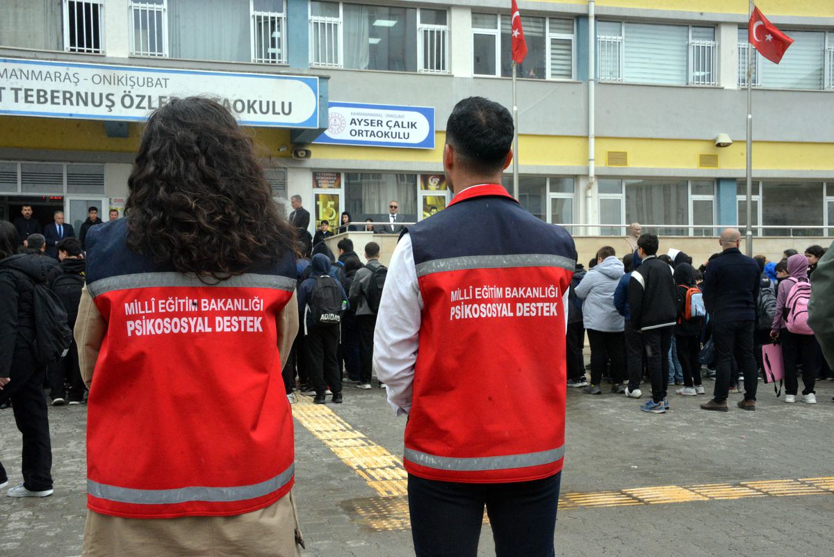 Kahramanmaraş'ta silahlı saldırıda hayatını kaybedenlerin okulu yeni binasında eğitime başladı