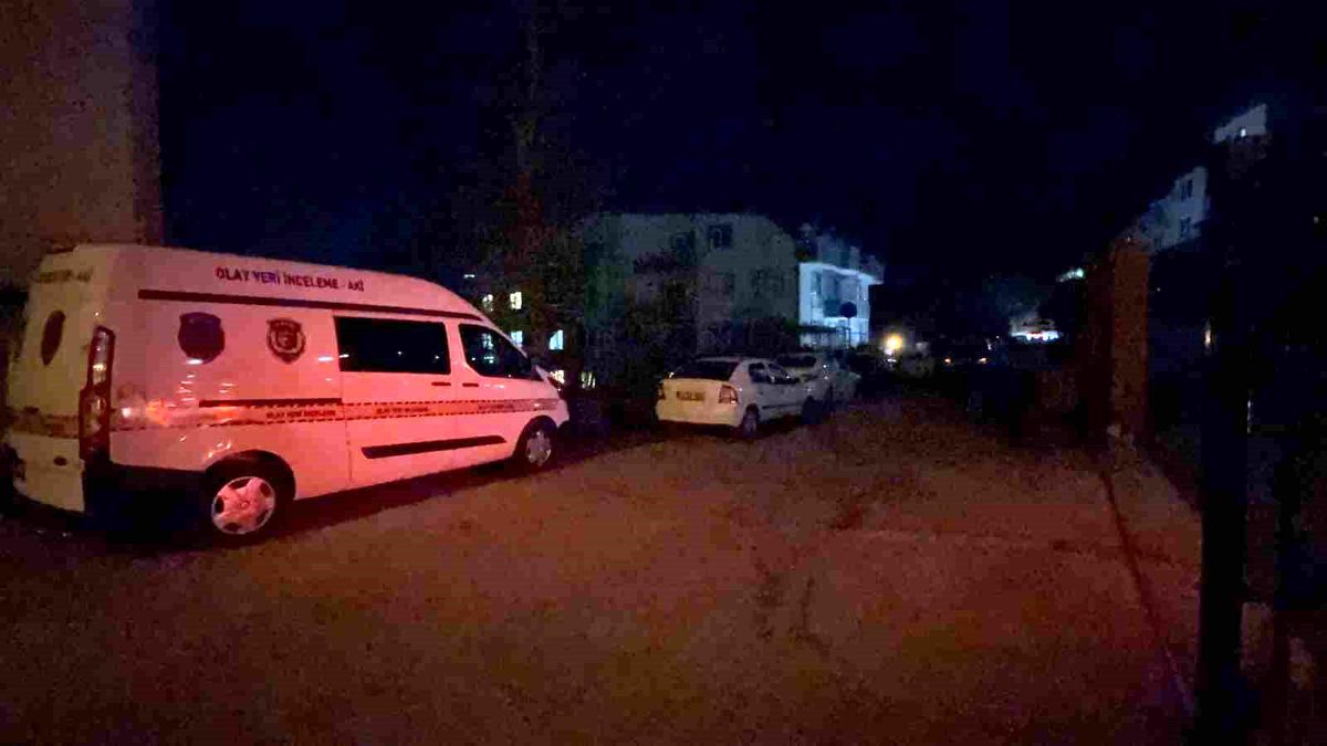 Evinde ölü bulunan şahıs eski eşi ve çocuklarına not bırakmış