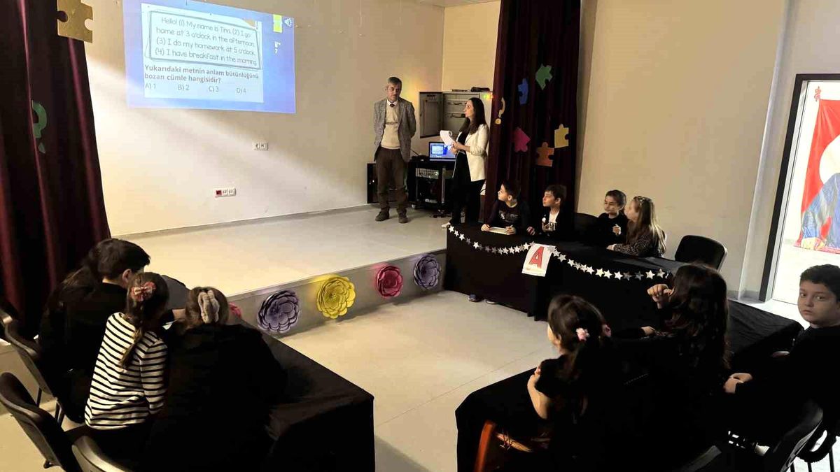 Safranbolu'da İngilizce heyecanı: öğrenciler ve veliler aynı yarışmada buluştu