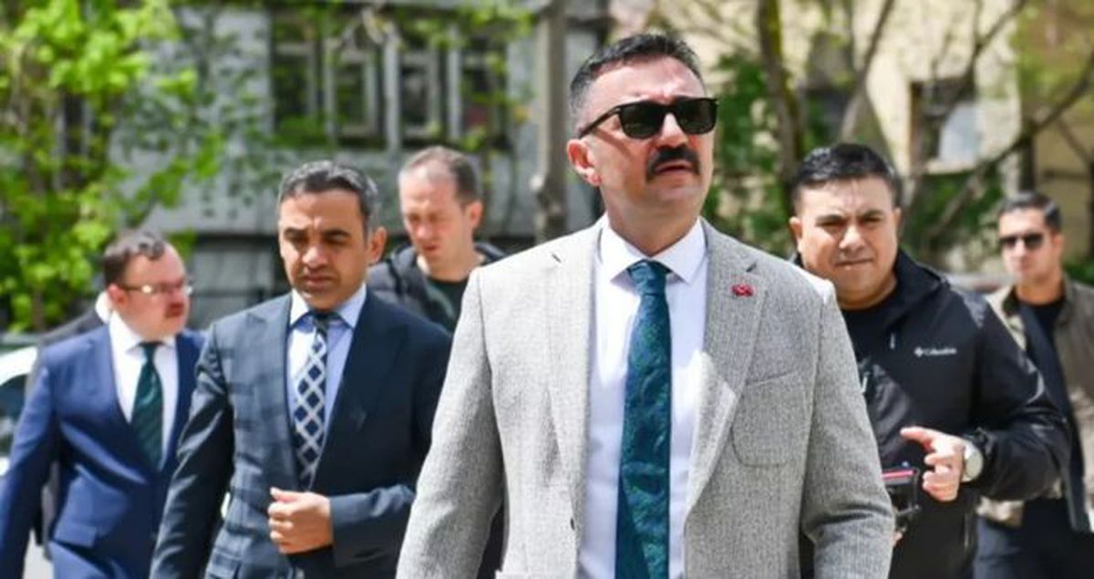 Bülent Tekbıyıkoğlu kimdir? Eski Tunceli Valisi Bülent Tekbıyıkoğlu kaç yaşında, nereli?