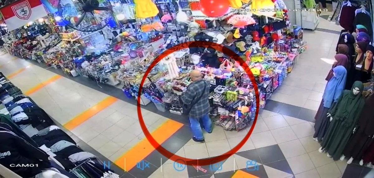İş yeri sahibinden güvenlik kamerasına yakalanan hırsıza çağrı: "Çaldığın radyonun parasını getir"