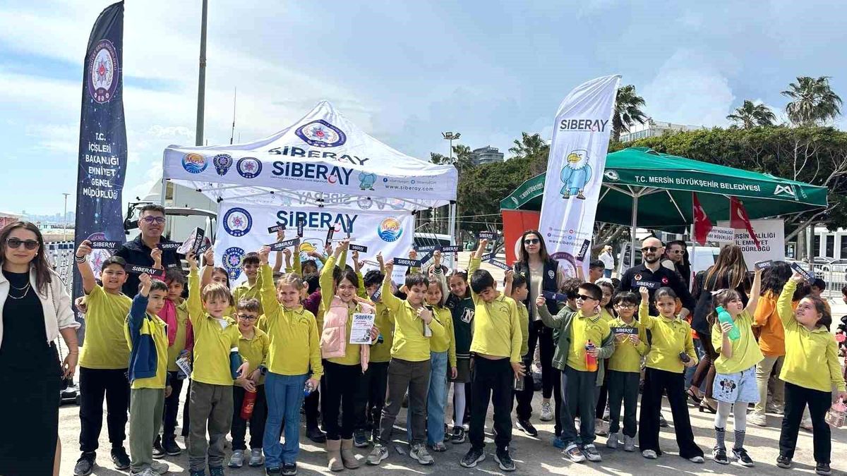 Mersin'de SİBERAY ile binlerce kişiye güvenli internet eğitimi