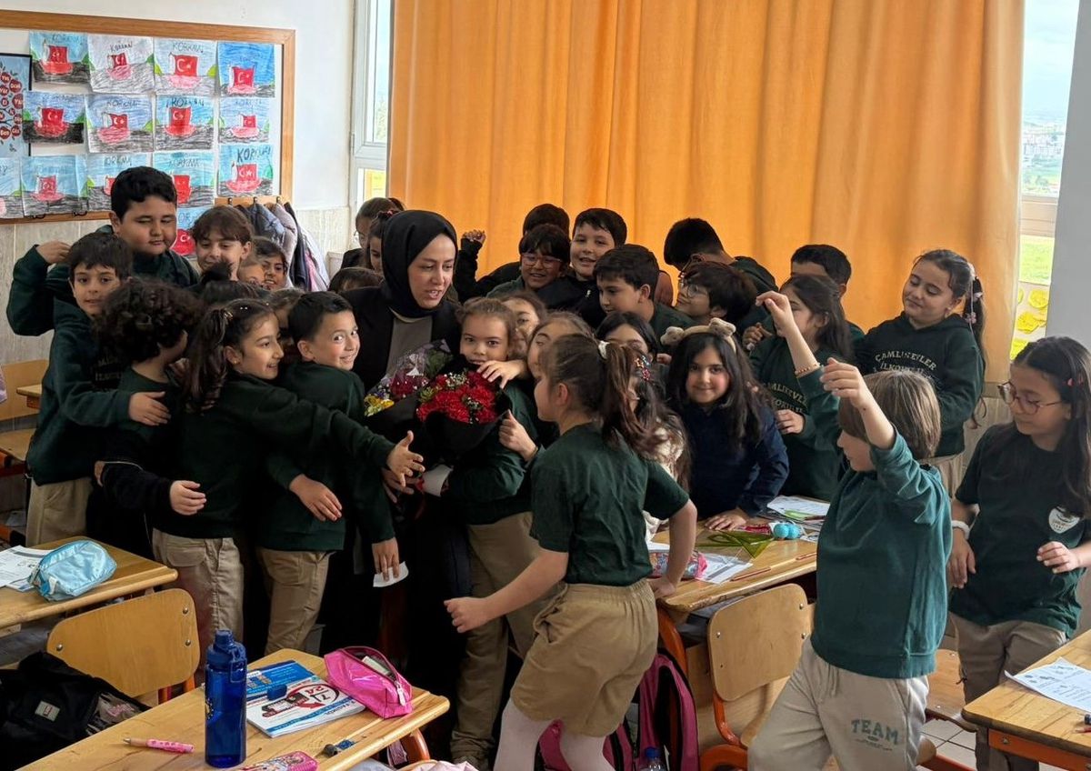 Öğrencilerden Öğretmenlerine Duygusal Destek