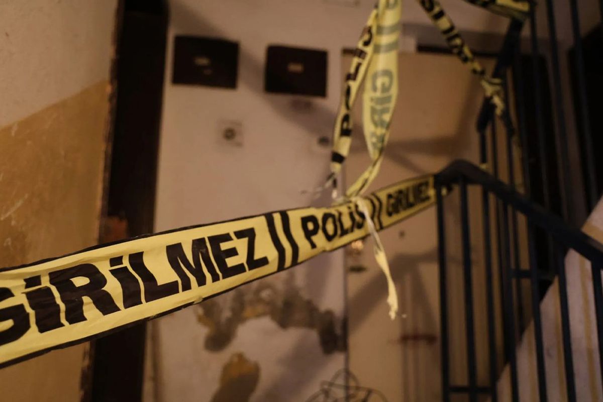 Sivas'ta 8 çocuk annesi kadın evinde ölü bulundu