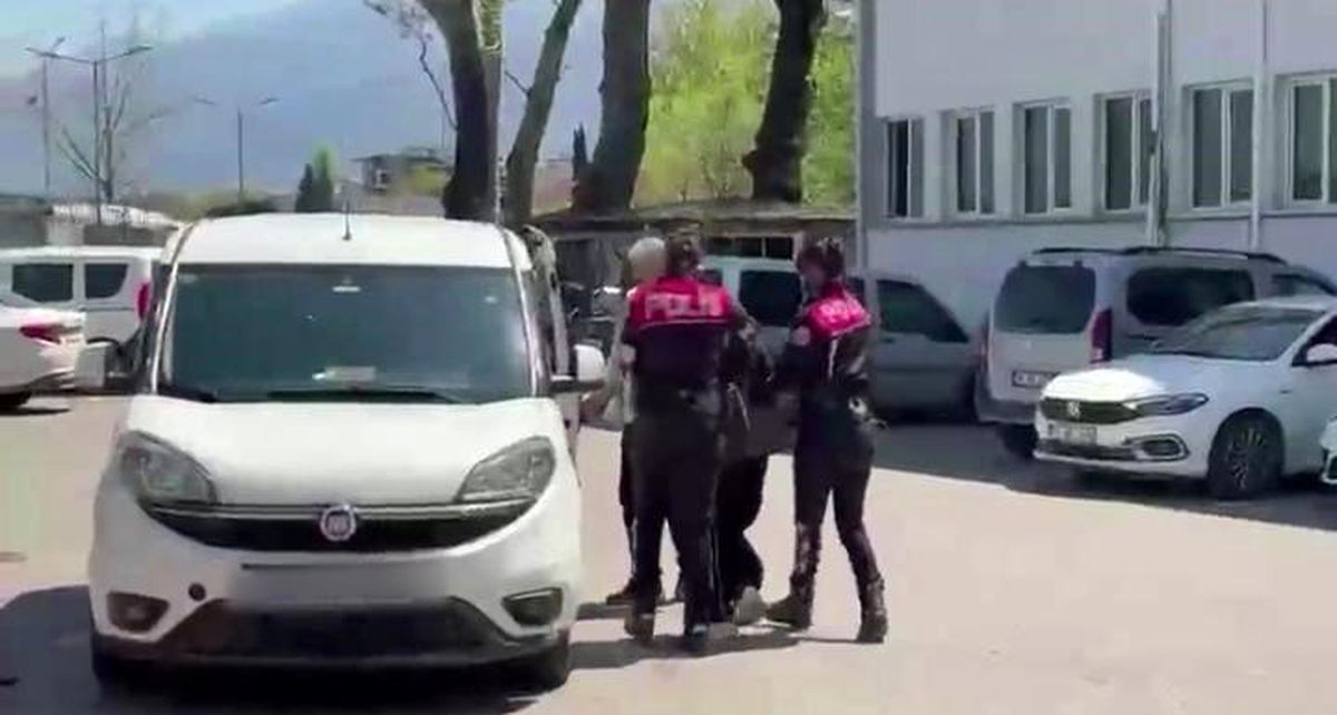 TikTok canlı yayını kanlı bitti: Genç kadın yüzünden bıçaklandı
