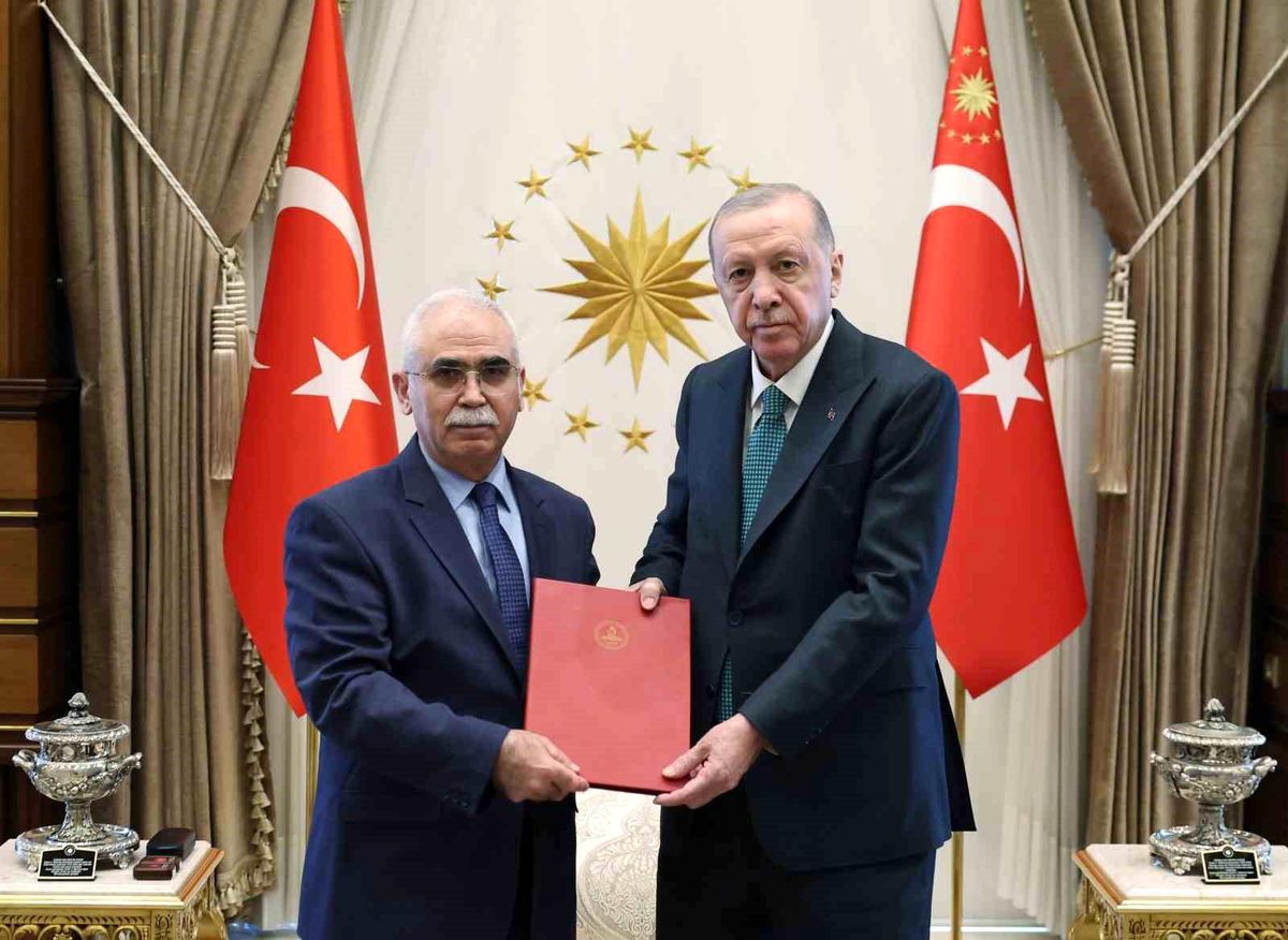 Cumhurbaşkanı Erdoğan, AYM Başkanı Kadir Özkaya'yı kabul etti