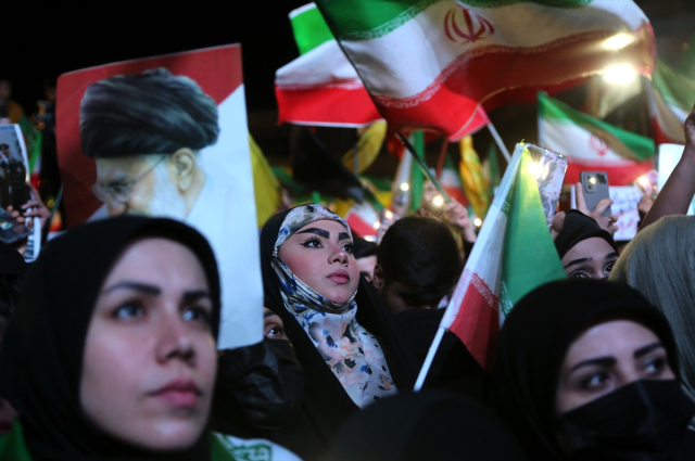 iran fuzeleri meydana indirdi 2123193571 4827 7 m