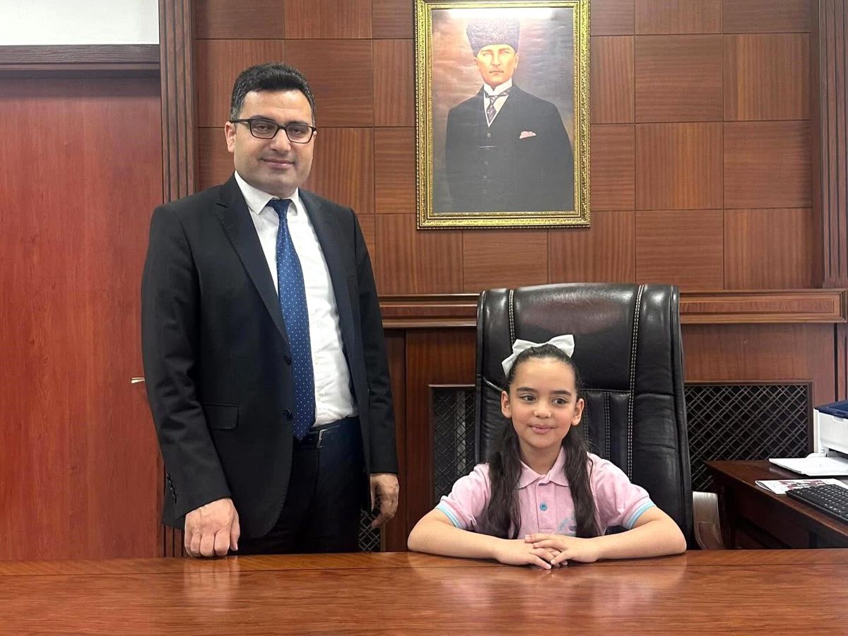 Miniklerden Kaymakam Köksal'a 23 Nisan Ziyareti