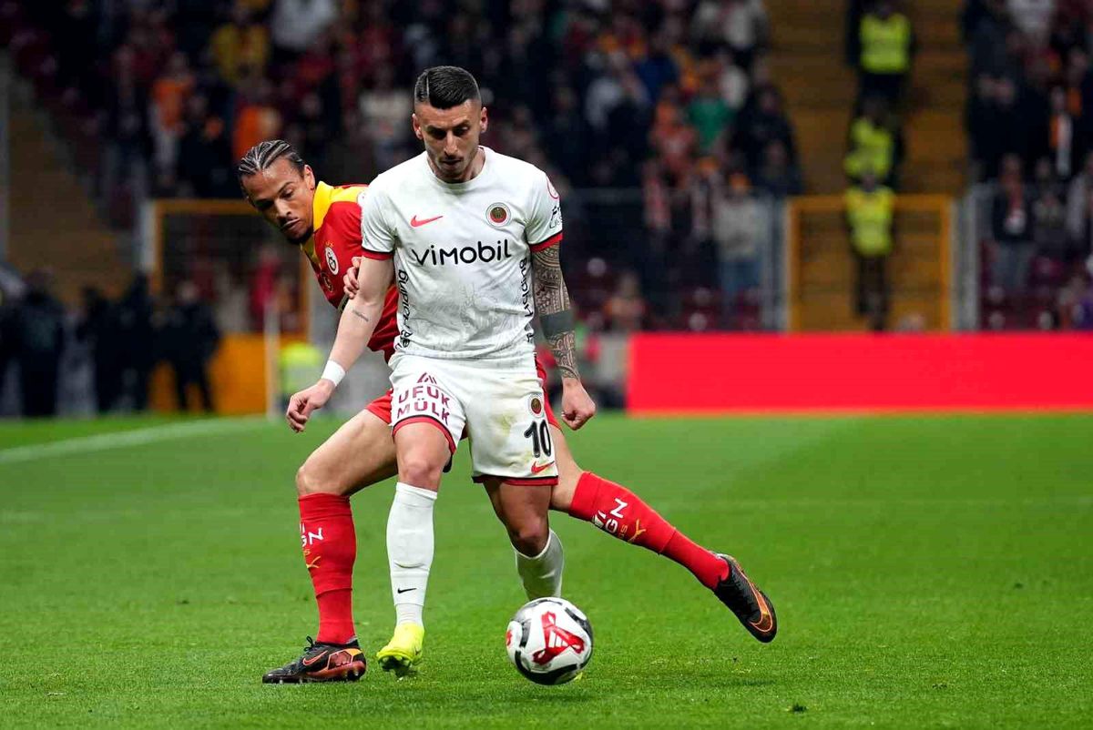 Ziraat Türkiye Kupası: Galatasaray: 0 Gençlerbirliği: 0 (İlk yarı)