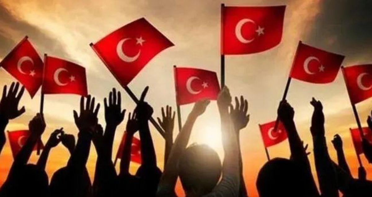 23 NİSAN ŞARKILAR: 23 Nisan'a özel şarkılar ve sözleri! 23 Nisan kutlama şarkıları dinle!