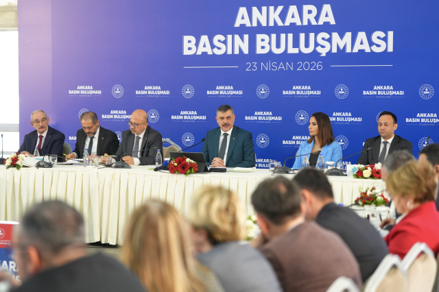 bakan ciftci mansur yavasa 7 s 5b678efce7 7992 2 m