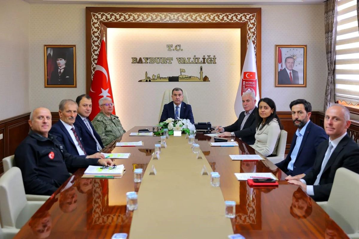 Bayburt'ta çığ riskine karşı değerlendirme toplantısı yapıldı