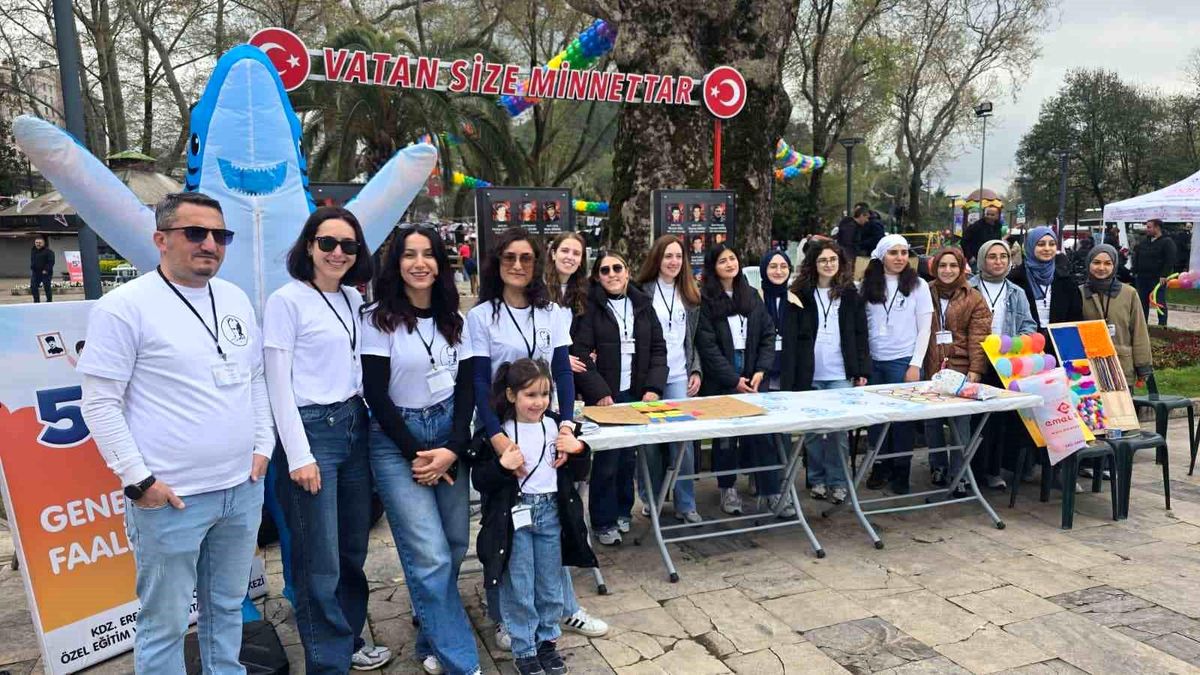 Ereğli'de 23 Nisan iki ayrı törenle kutlandı