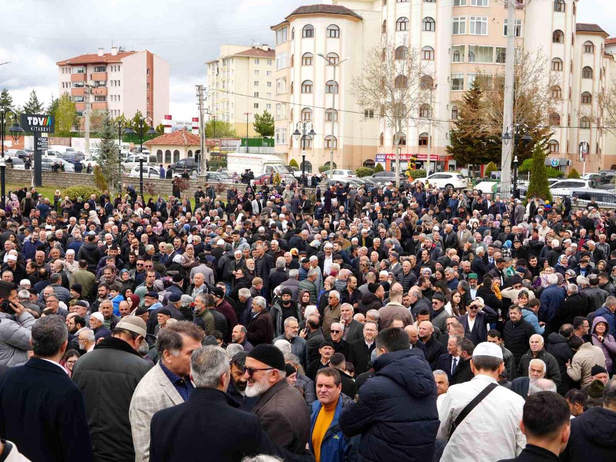 Kastamonu'da ilk hac kafilesi kutsal topraklara uğurlandı